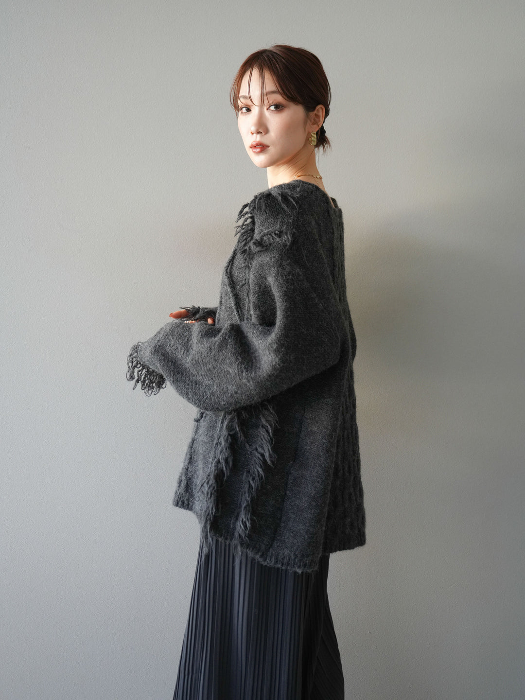 [予約]レースアップフリンジニットプルオーバー/gray