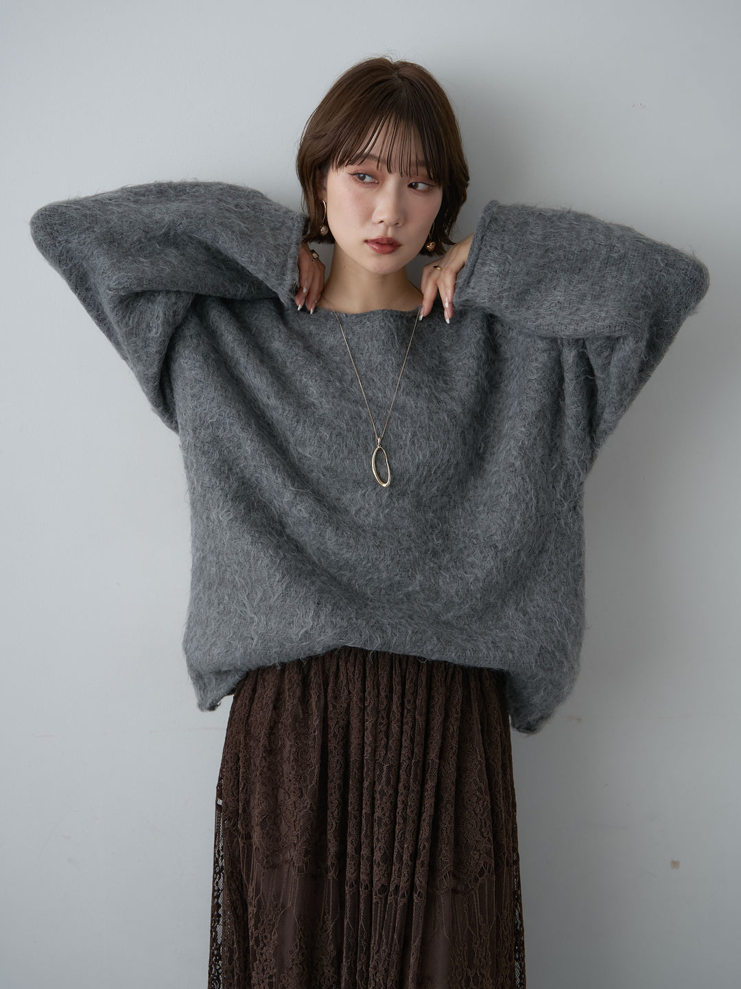 [SET]ボートネックシャギーオーバーニットトップス+ベロアレースドレープフレアスカート(2set)