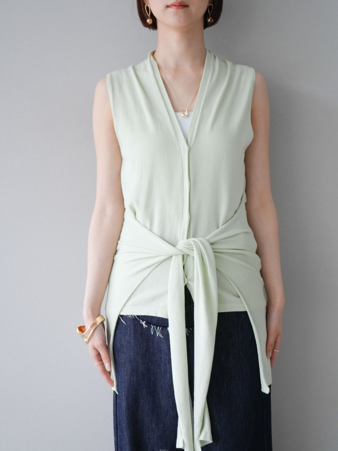 【預購】無袖圍腰針織開襟衫/綠色