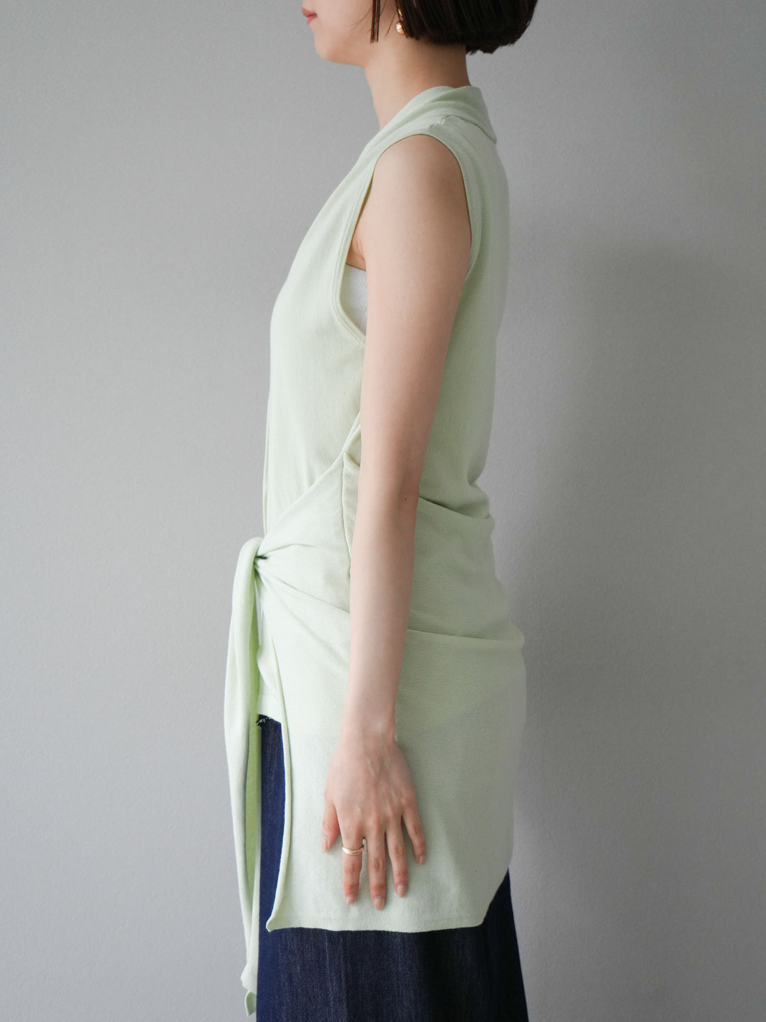 【預購】無袖圍腰針織開襟衫/綠色