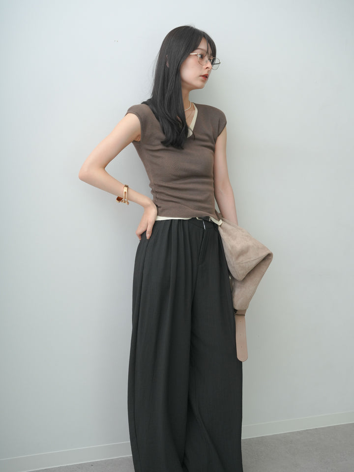 [予約]フロントレイヤードVネックニットトップス/brown