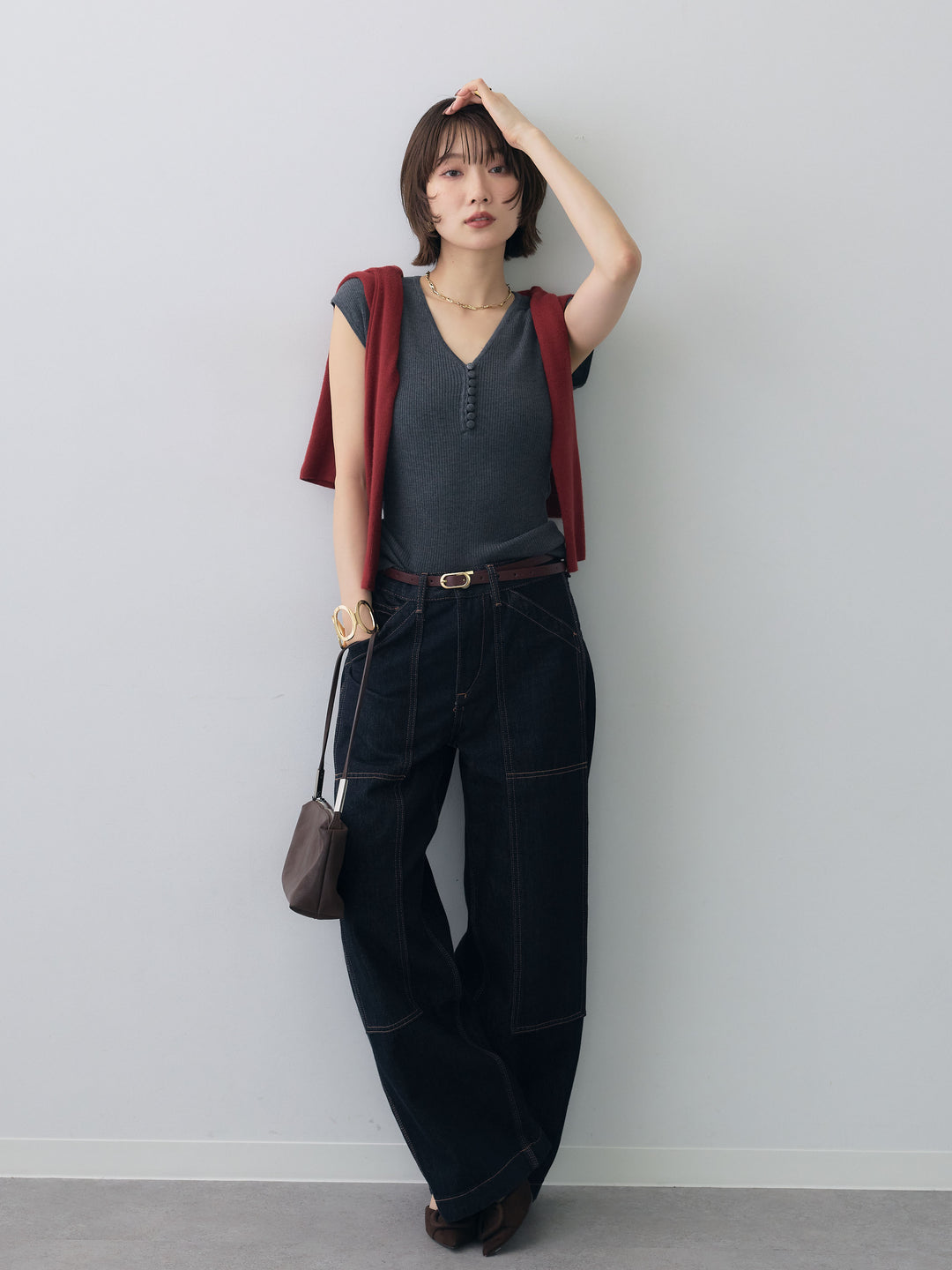 [SET]くるみボタンスリムフレンチニットトップス+モックネックリブスリムニットトップス+パネルステッチバレルデニム(3set)