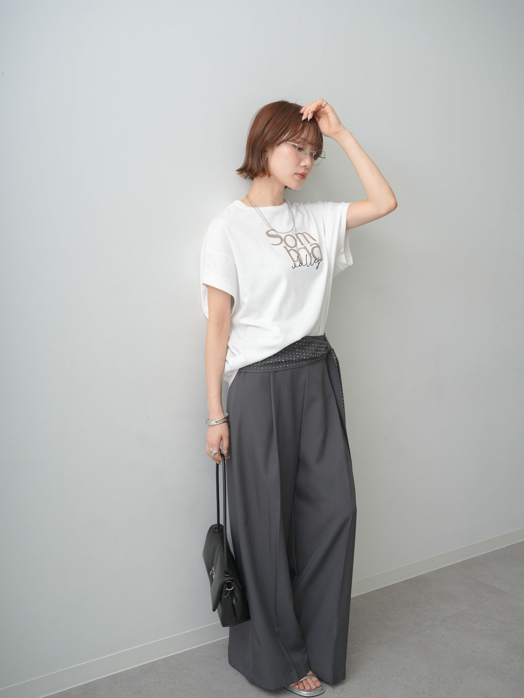 [SET]立体ロゴエンボスTEE +選べるアクセセット(2set)