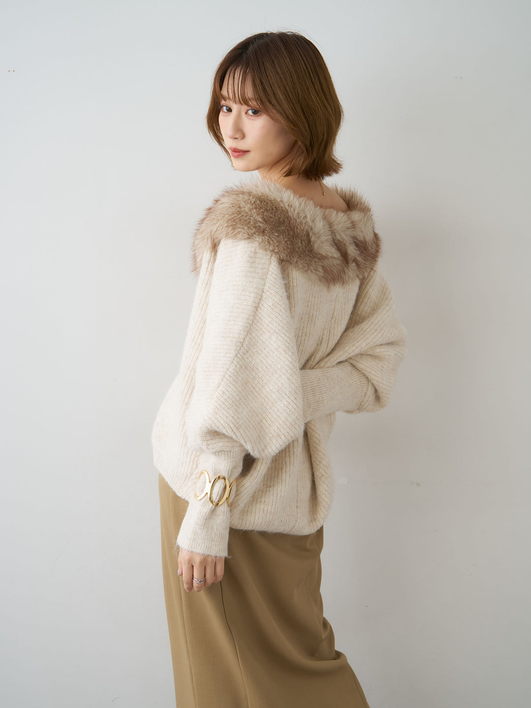 [SET]ファーカラードルマンリブニットカーディガン+クレープデシンフラップ付きストレートスカート(2set)