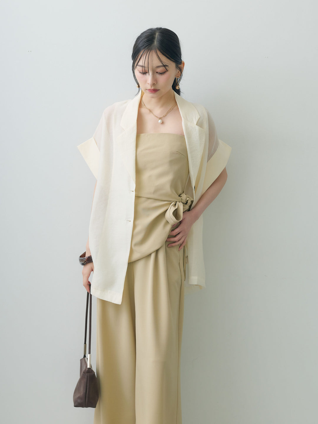 [SET]アシメサイドリボンベアトップス＆タックワイドストレートパンツSET UP(2SET)+シアーオーバー半袖ジャケット(2set)