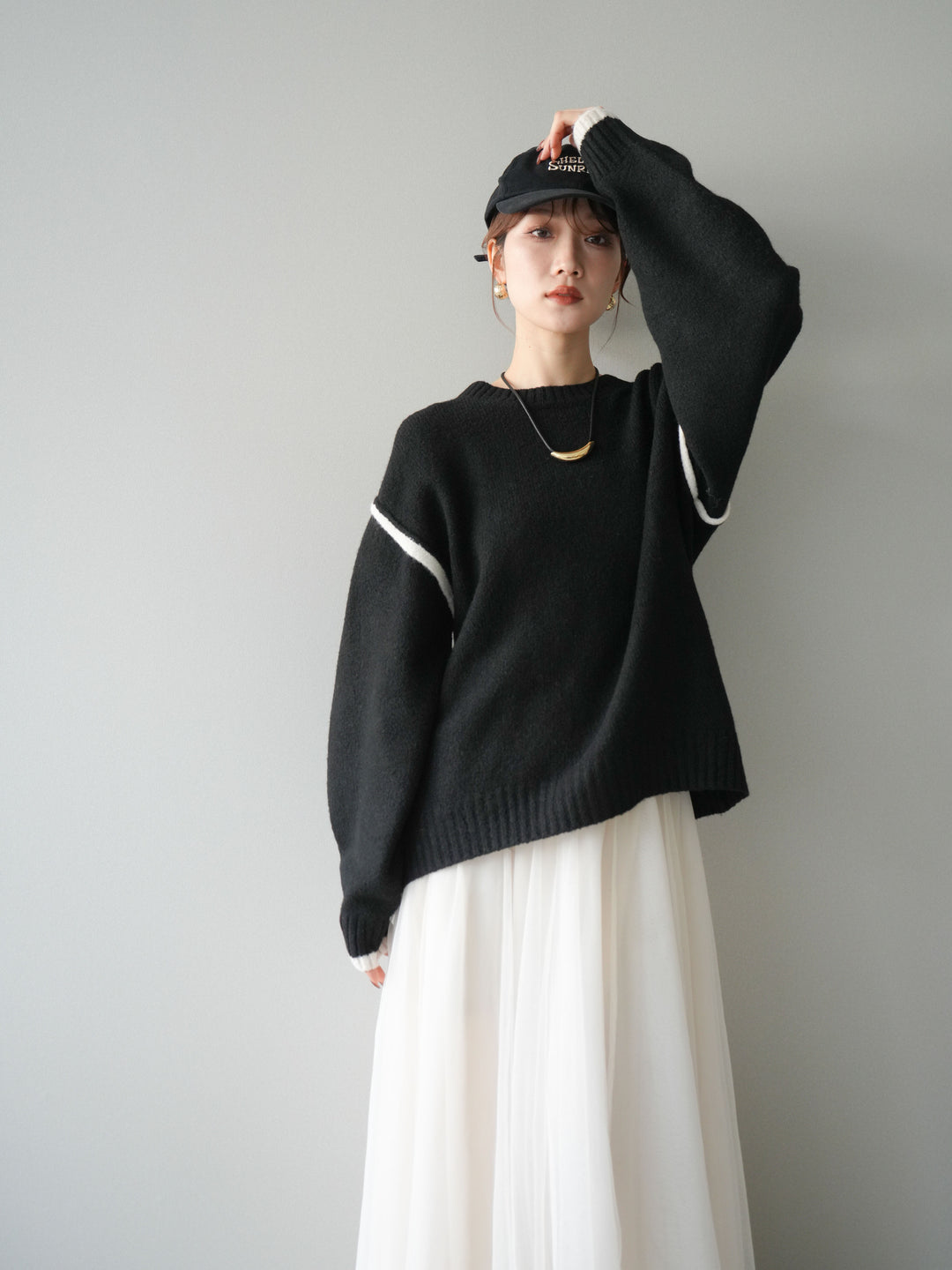 [予約]バイカラーパイピングニットプルオーバー/black