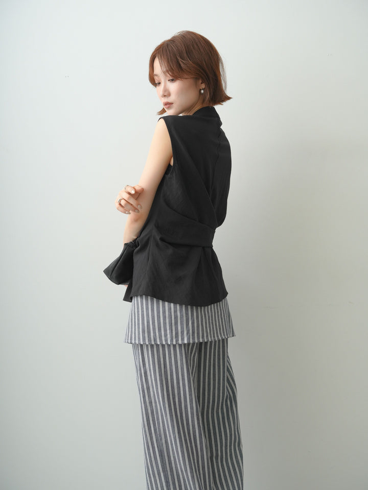 [予約]巻きデザインノースリブラウス/black