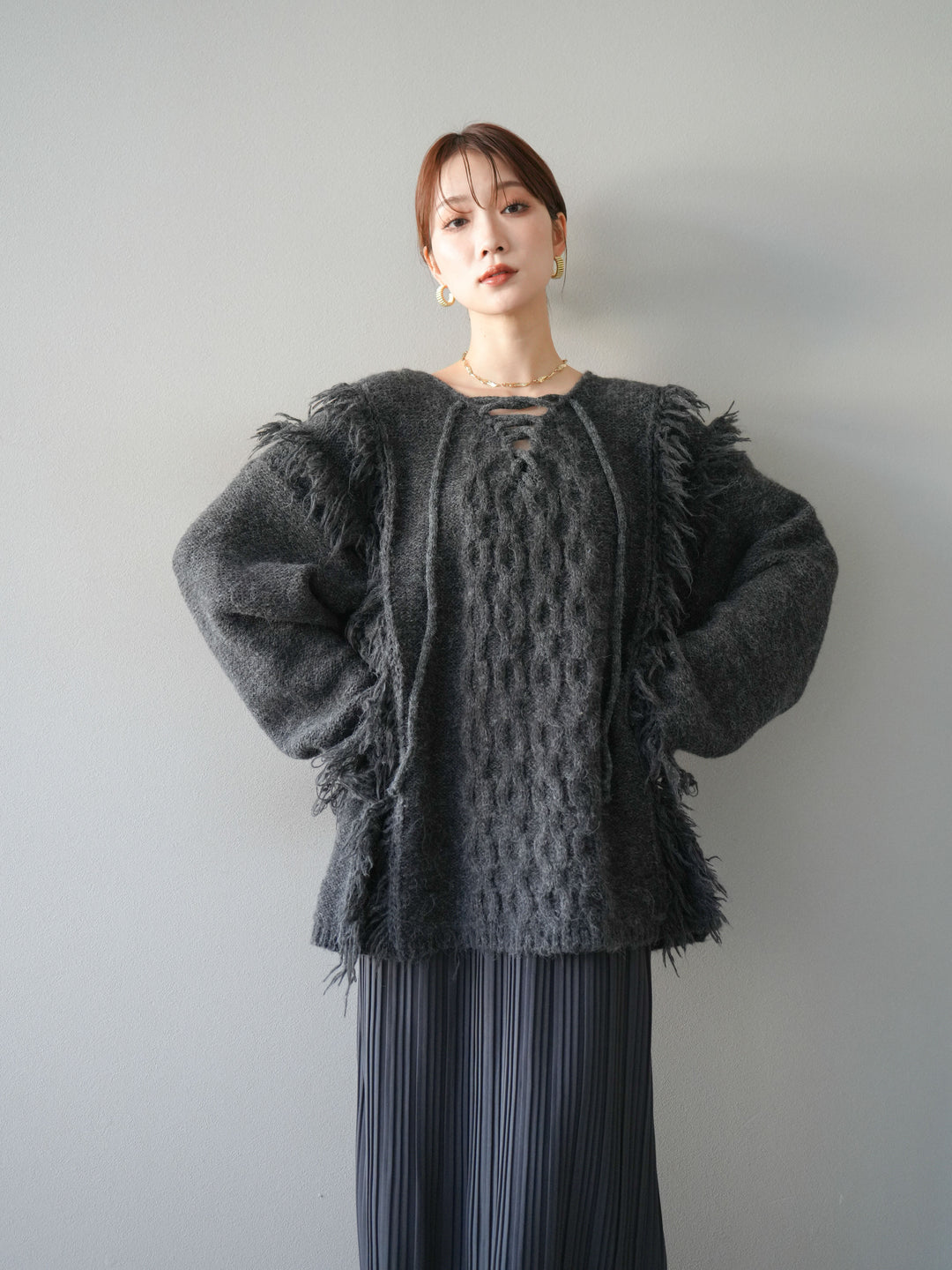 [予約]レースアップフリンジニットプルオーバー/gray