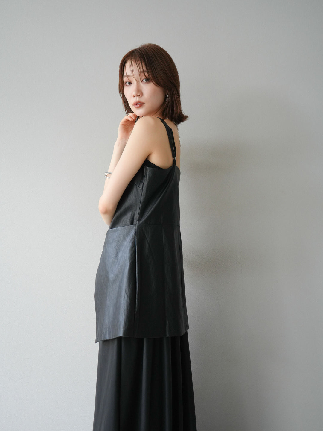 [予約]レイヤードレザーキャミソールチュニック/ブラック