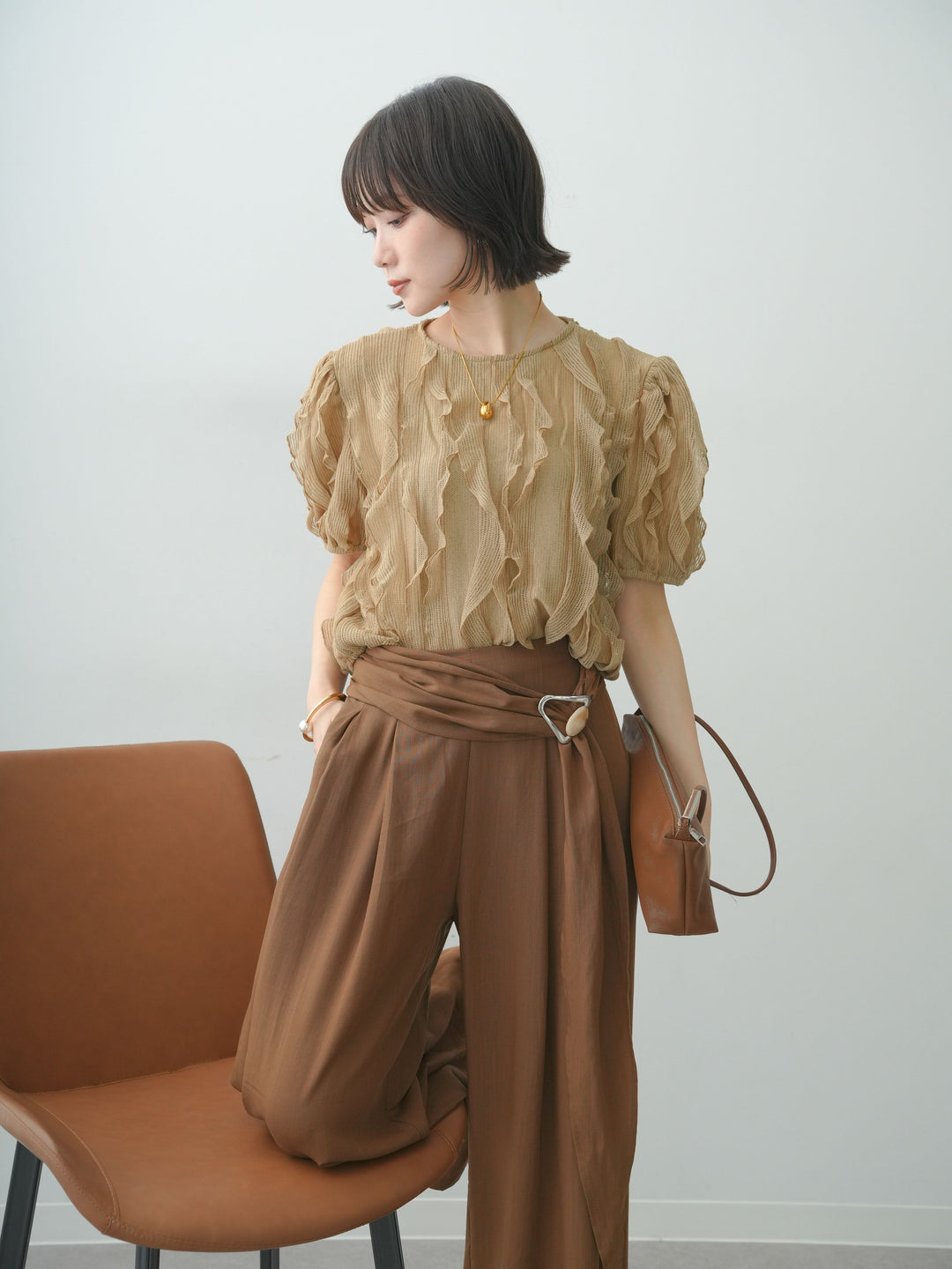 [予約]ウェーブフリルニットトップス/beige