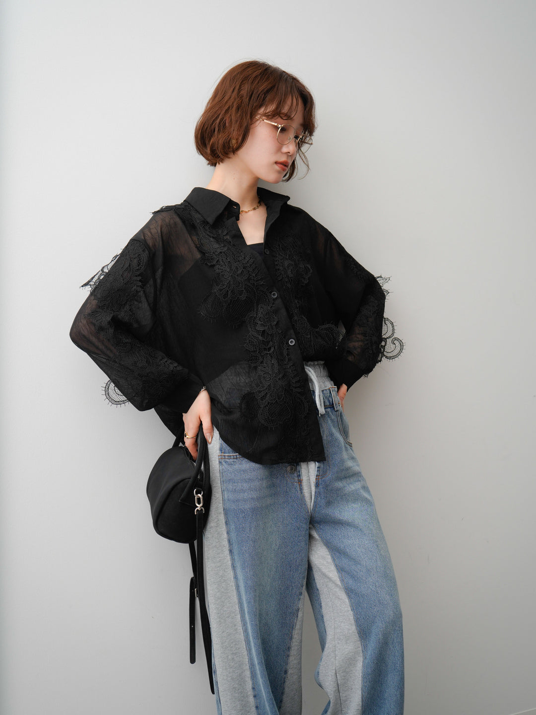 [SET]レースデザインドレープオーバーシャツ+デニム切替スウェットパンツ(2set)