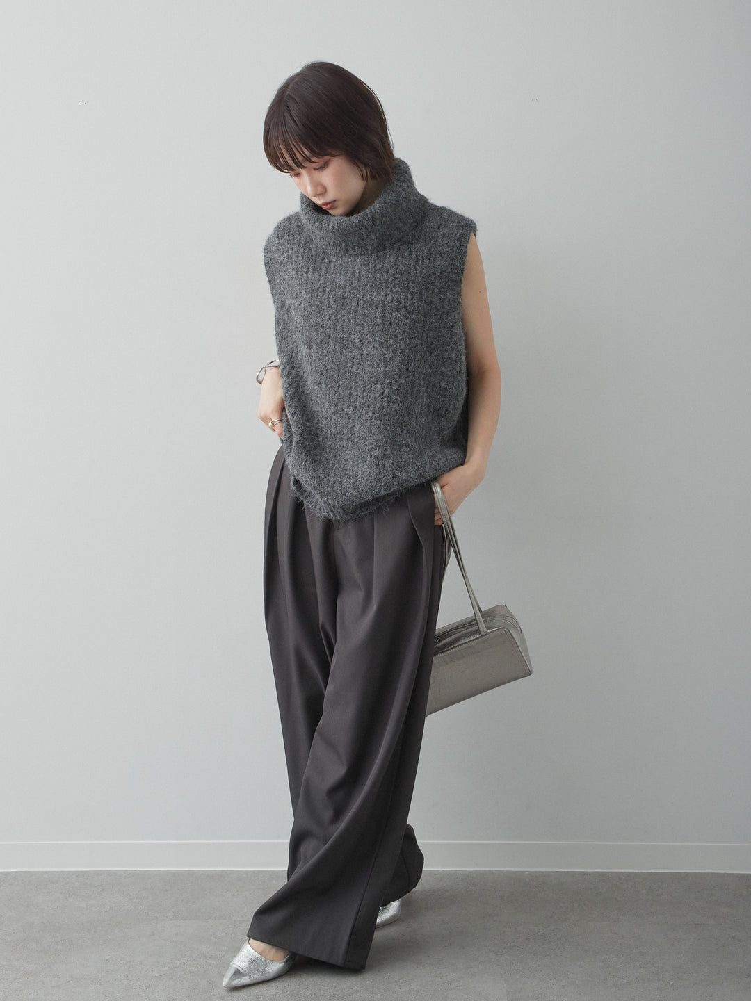 [SET]ハイネックシャギーオーバーニットベスト+ツイルタックワイドパンツ(2set)