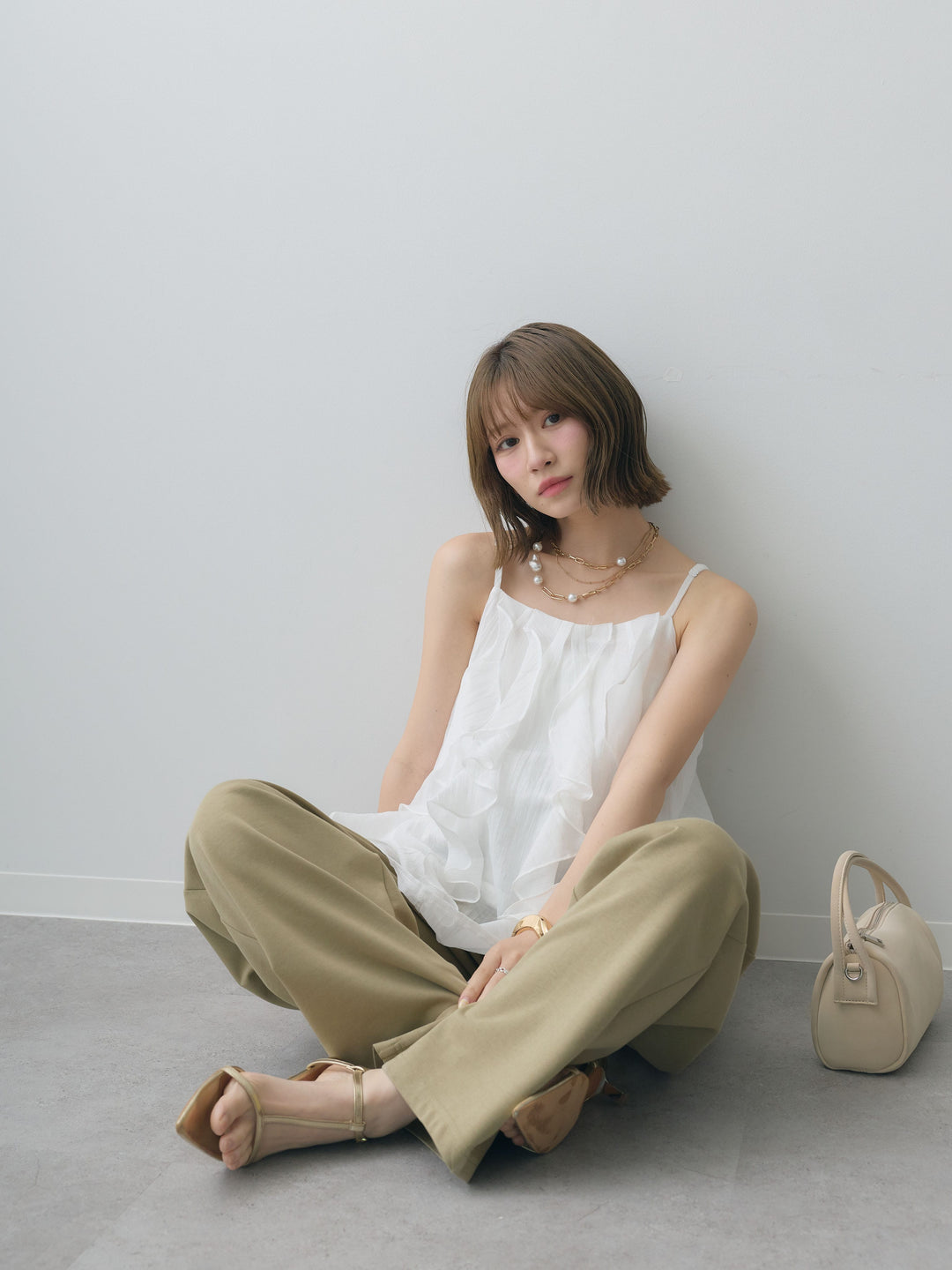 [SET]フロントラッフルシアーキャミソール+リラックスドレープスウェットパンツ(2set)