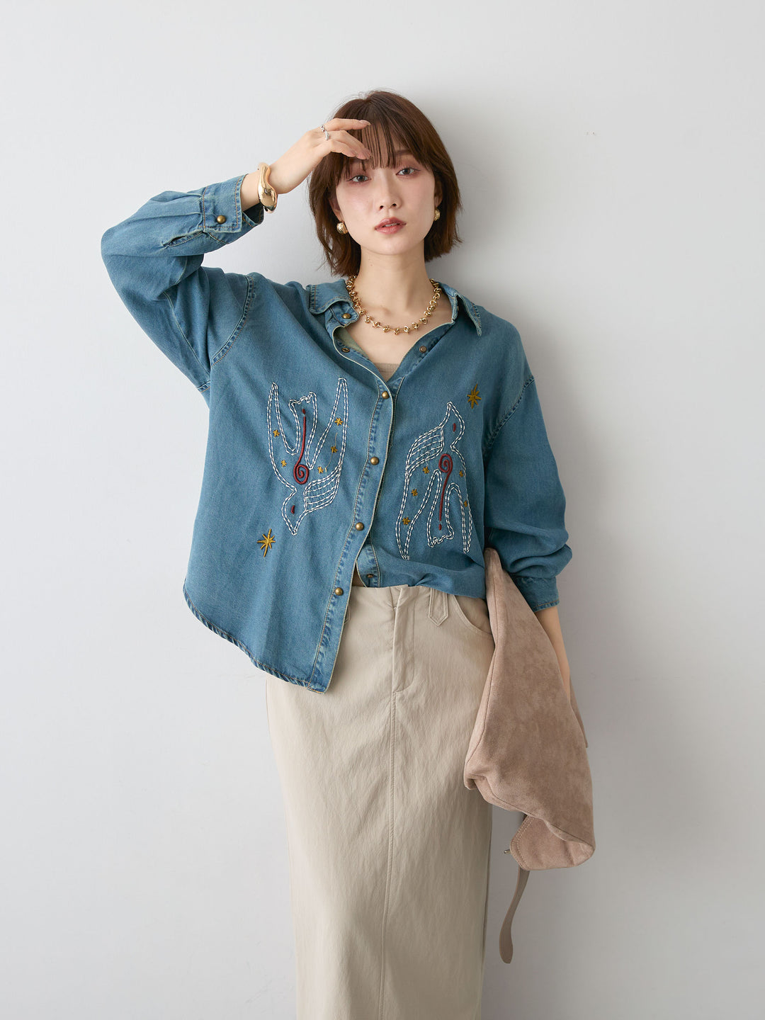 [予約]モチーフ刺繍デニムシャツ/blue