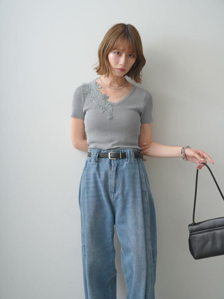 [予約]アシメフラワーレースVネック半袖ニットトップス/gray
