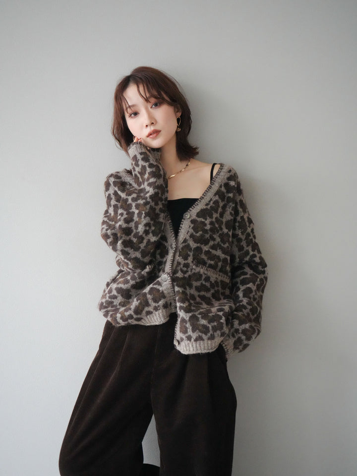 [予約]アニマル柄ステッチニットカーディガン/khaki