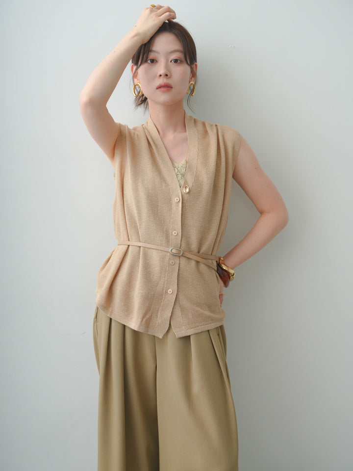 [予約]ベルト付フロントボタンノースリニットトップス/beige