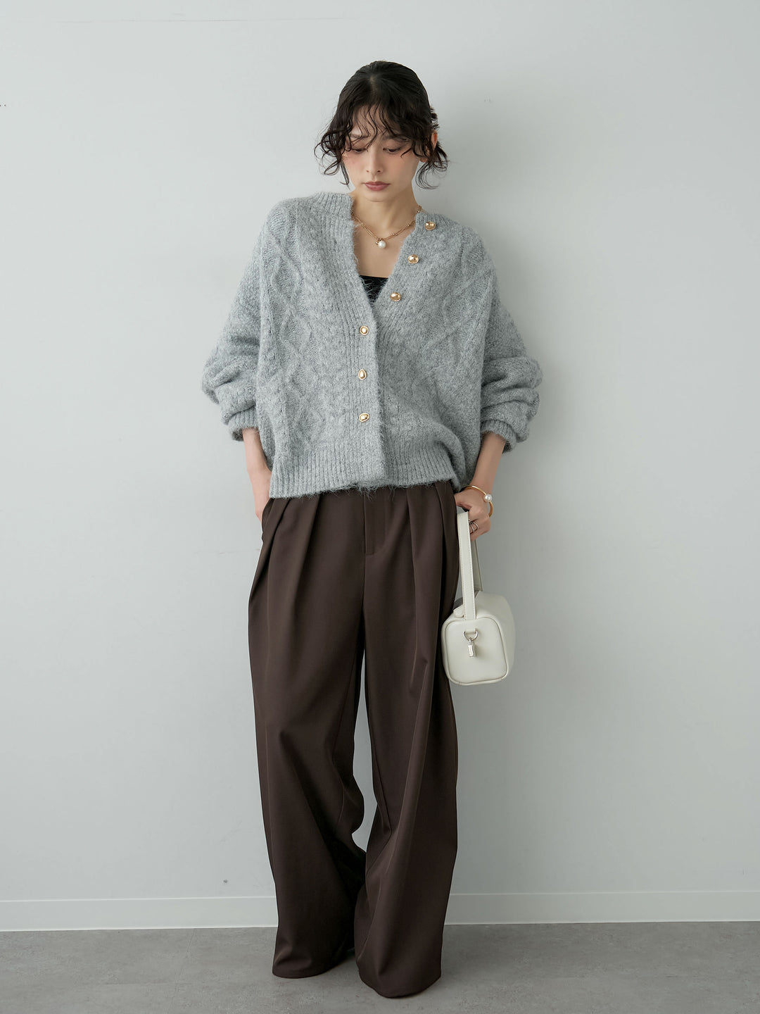 [SET]ゴールドボタンケーブルシャギーガーディガン+ツイルタックワイドパンツ(2set)