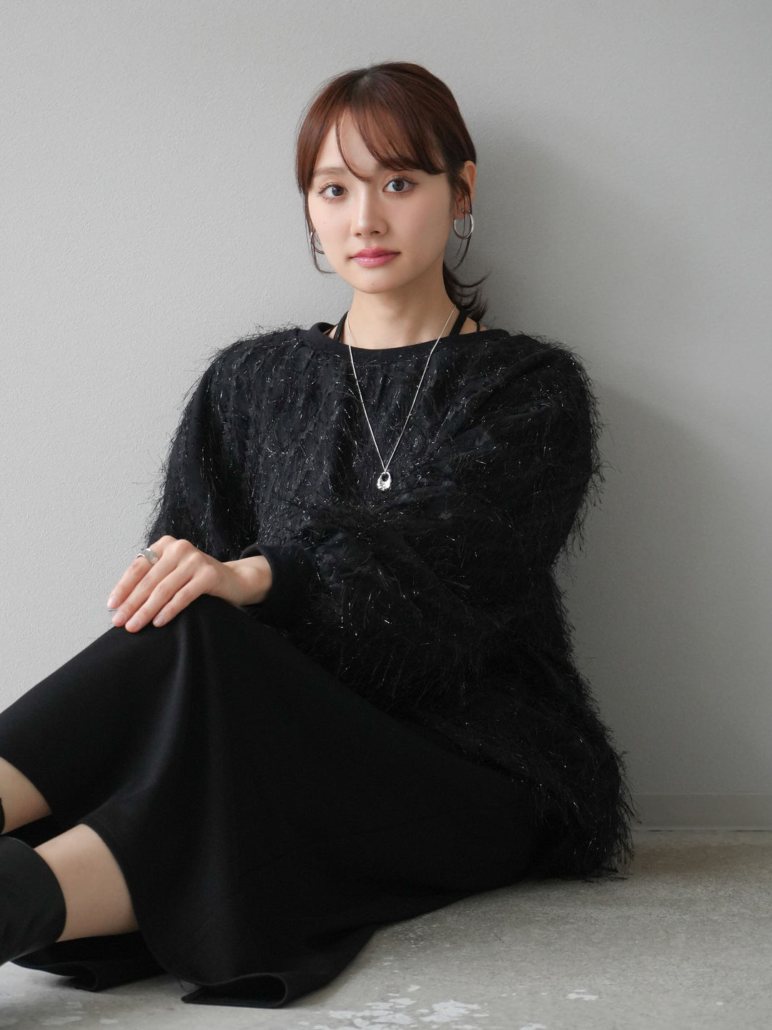 【預購】流蘇薄紗多層抓絨套頭衫/黑