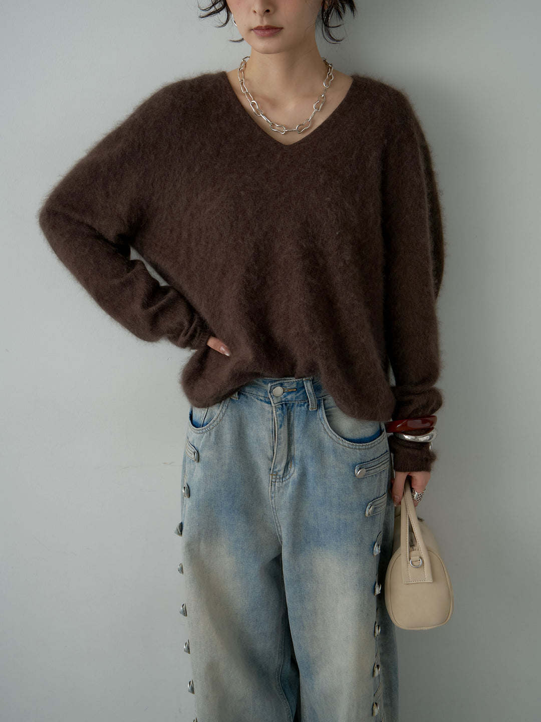 [SET]カシミア混フェザータッチVネックニットトップス+選べるアクセセット(2set)