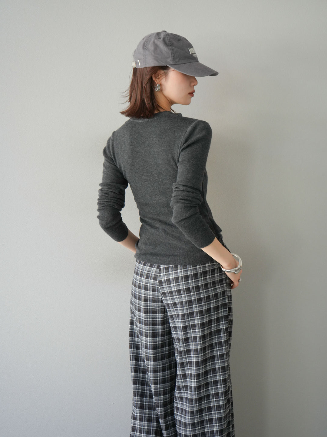 [予約]レイヤードデザインニットカーディガン/チャコール