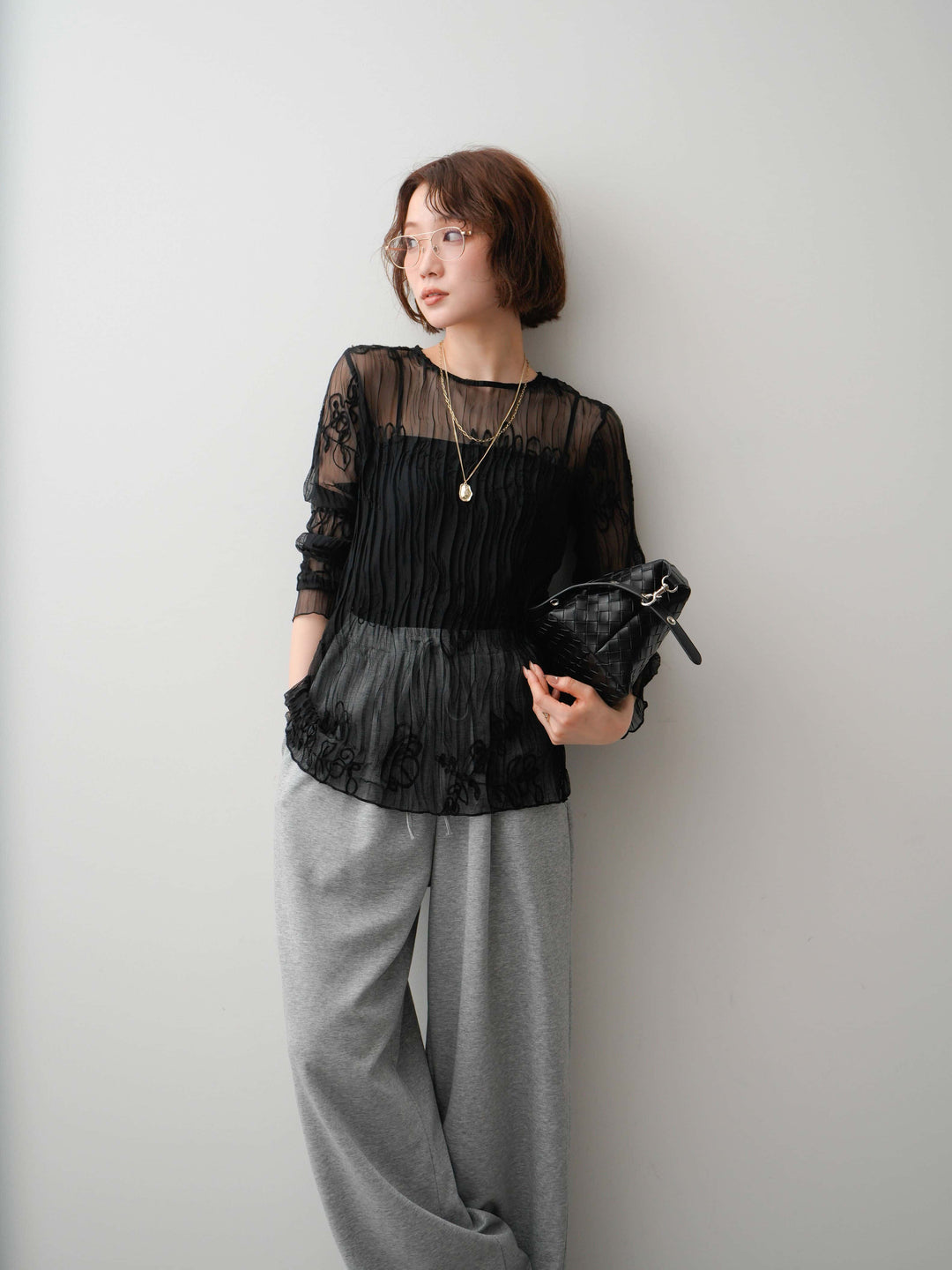 [SET]コード刺繍シアーロングスリーブトップス+リラックスドレープスウェットパンツ(2set)