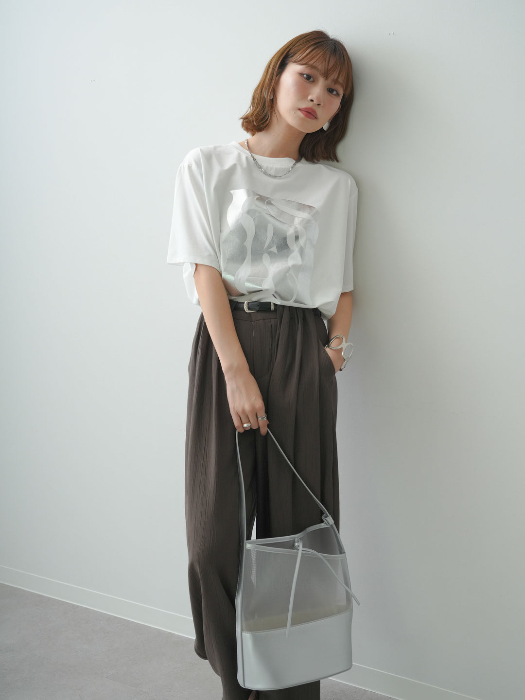 [SET]クールタッチアートロゴオーバーTEE+ベルト付ワッシャーライトワイドパンツ(2set)