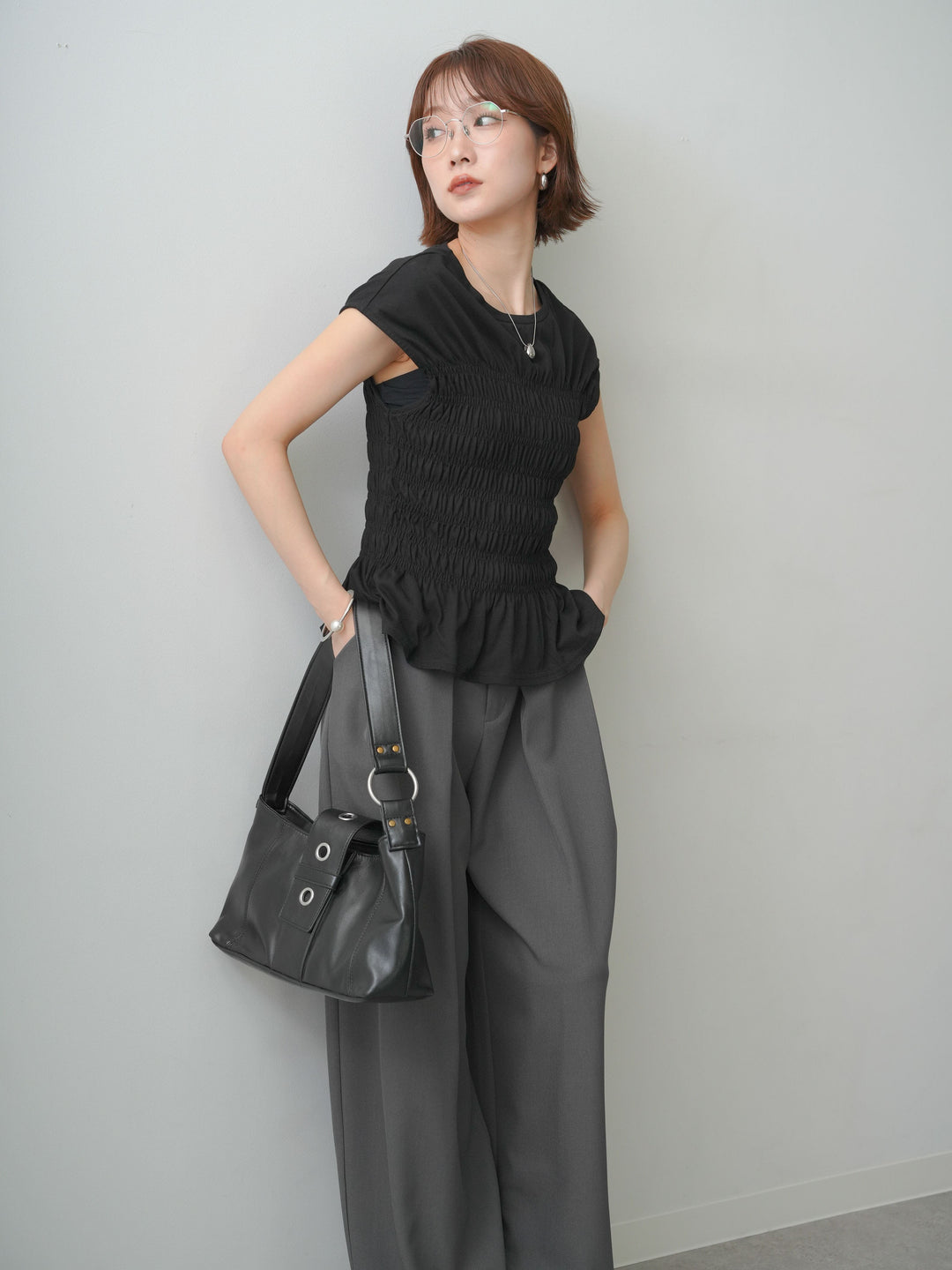 [予約]フレンチスリーブシャーリングトップス/black