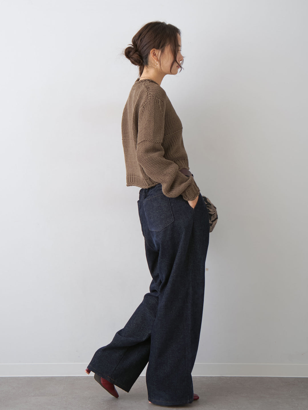 [SET]シームデザインクロップニットトップス+ベロアデニムタックワイドパンツ(2set)