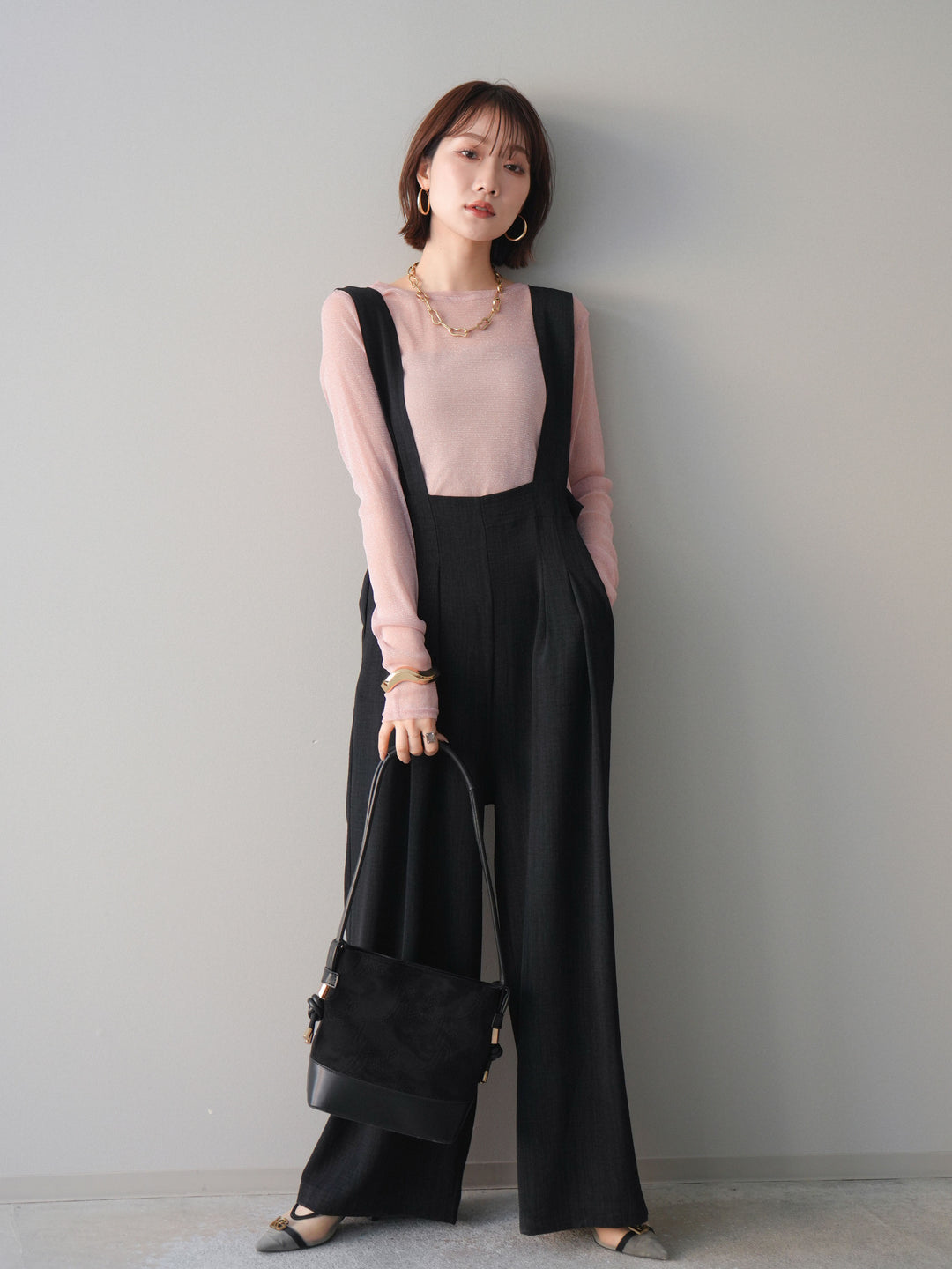 [予約]シボ加工ハイウエストタックサロペット/black