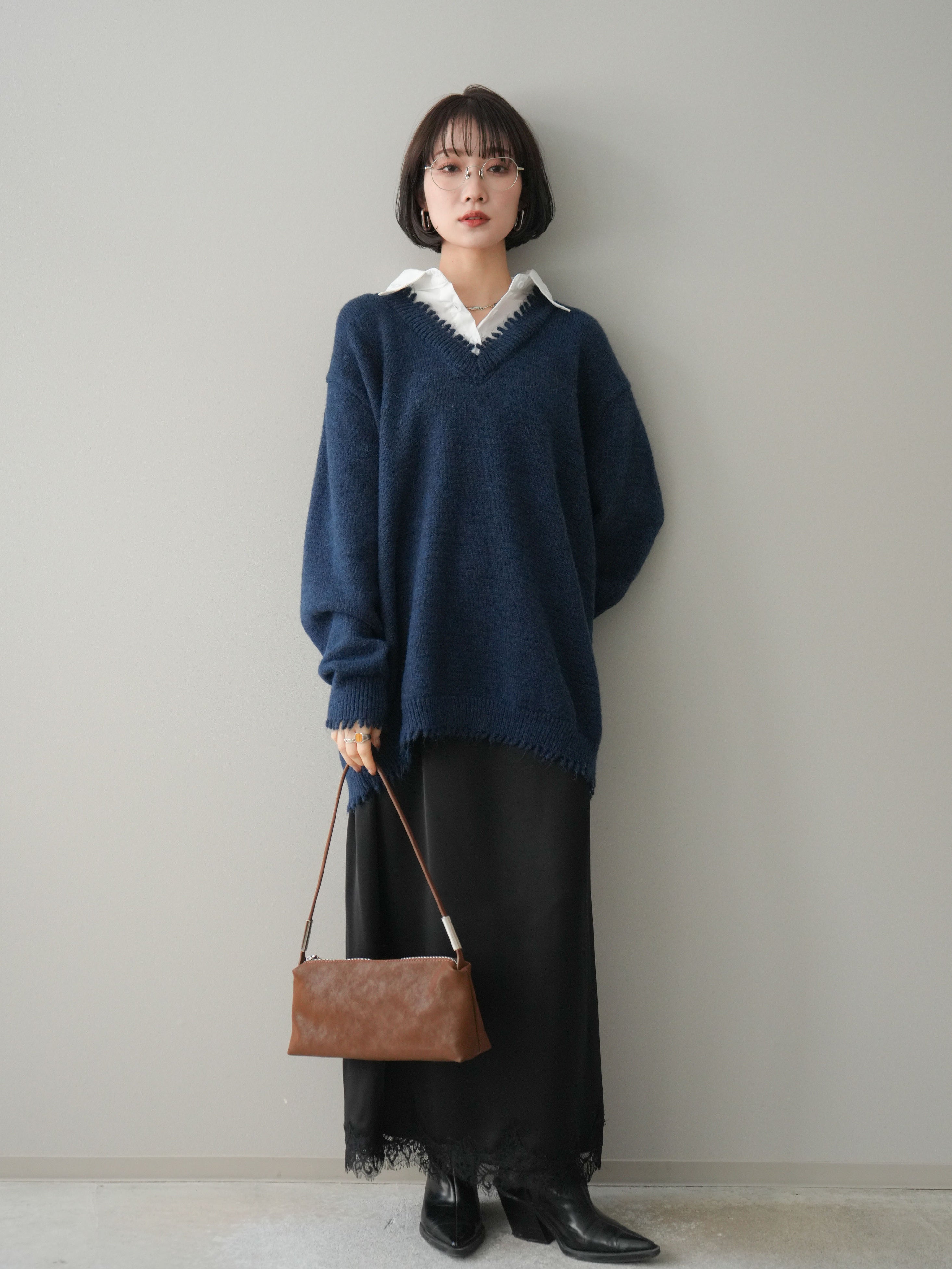 予約]シャツドッキングVネックフリンジニットプルオーバー/navy – Lumier