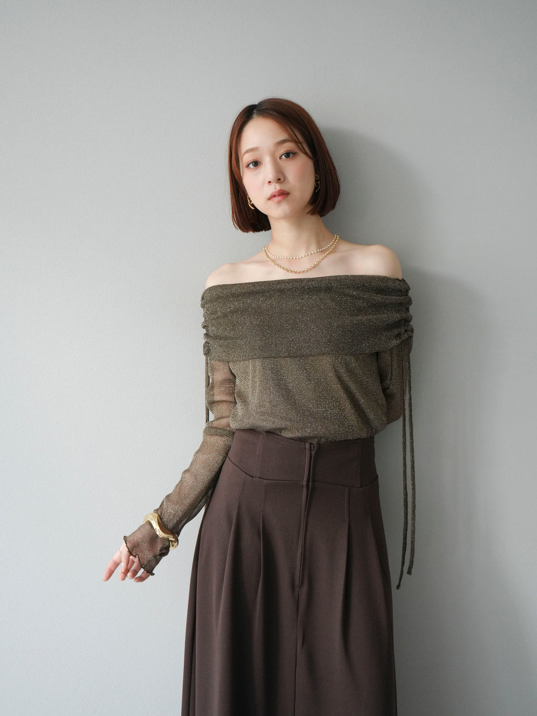 [予約]ラメシアーウィンガーホールオフショルトップス/ブラウン