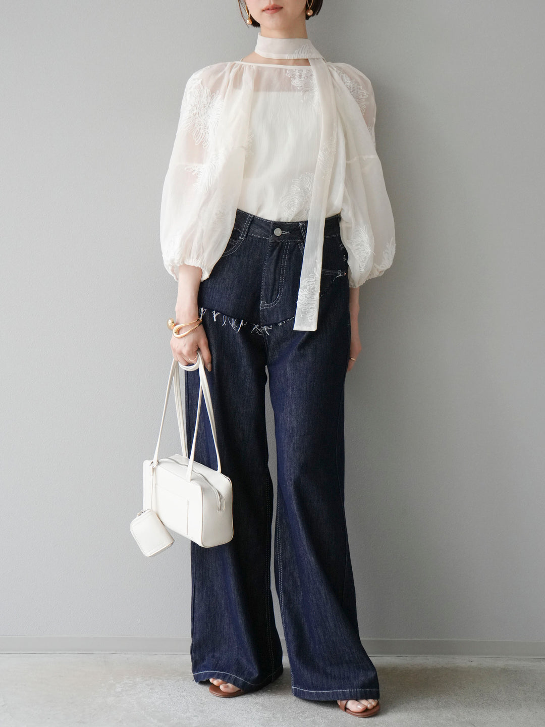 [SET]刺繍シアーバルーンスリーブブラウス+ヒップデザインデニムパンツ(2set)