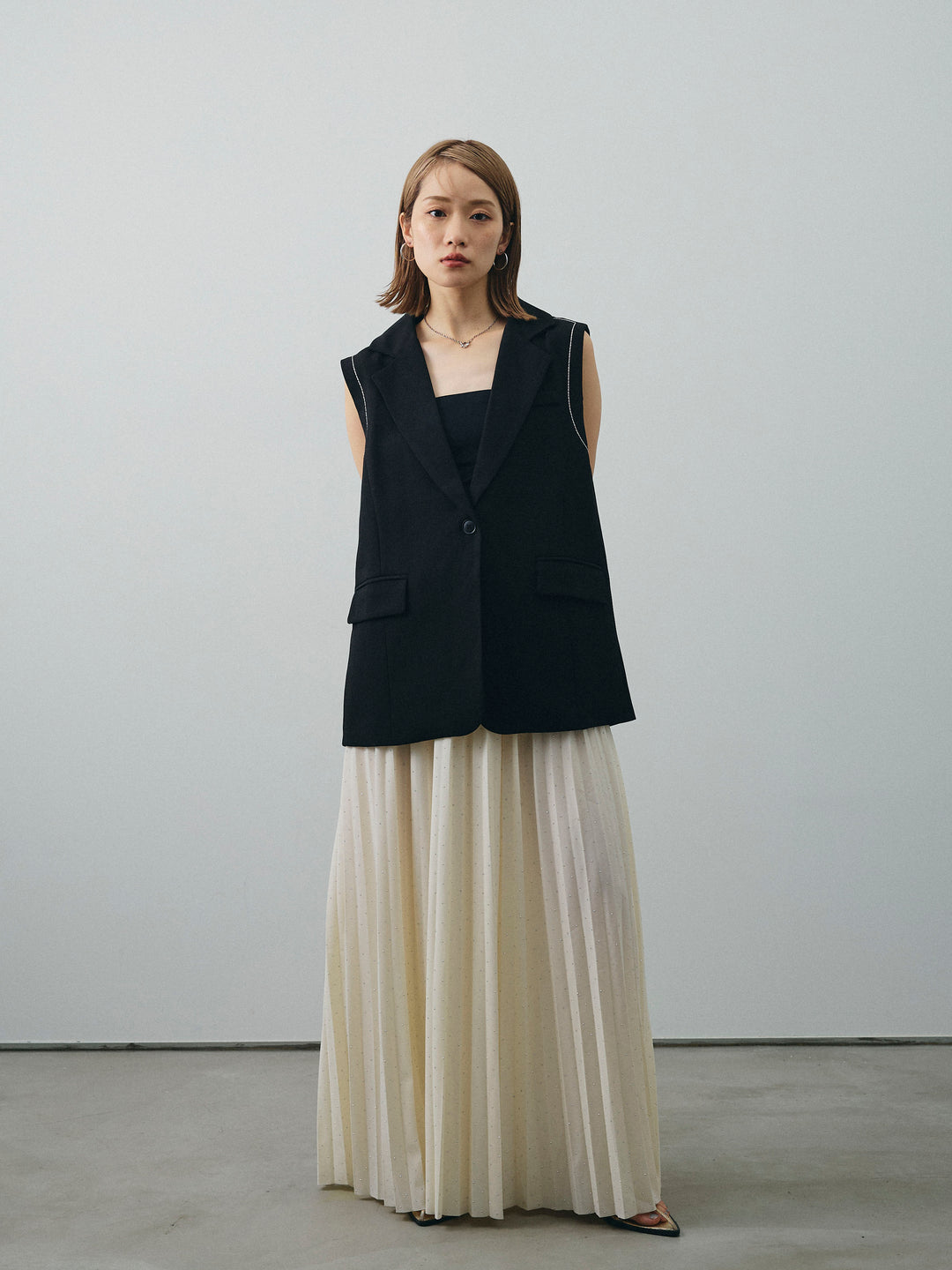 [予約]ラインストーンプリーツスカート/アイボリー