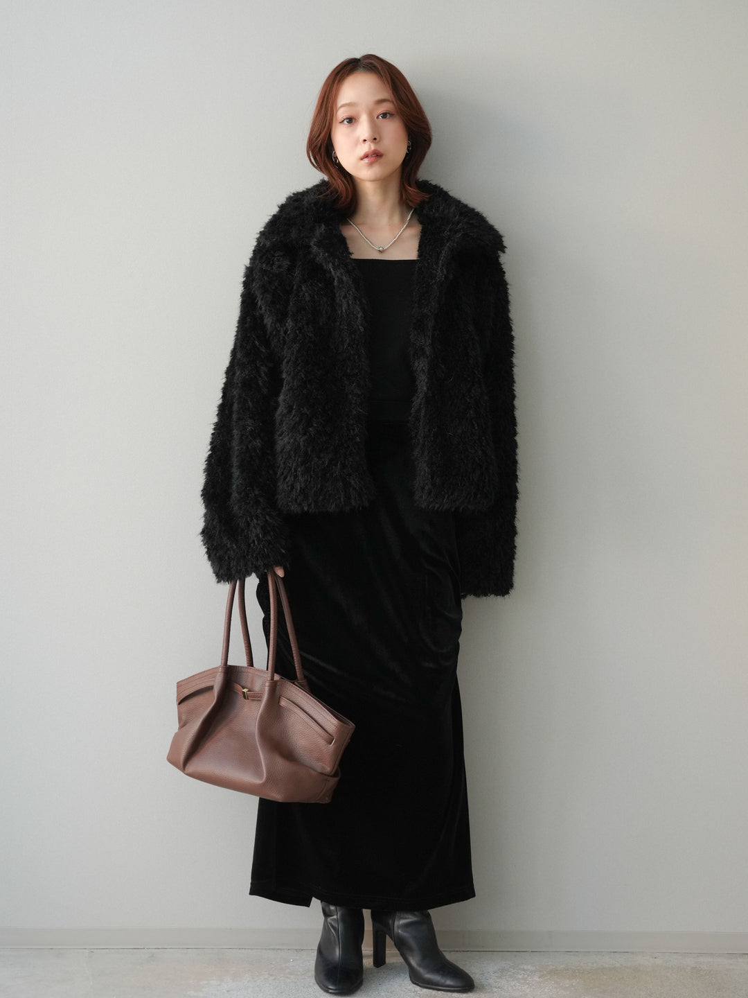 [SET]フェイクファー襟付きショートブルゾン+ギャザーベロアスカート(2set)