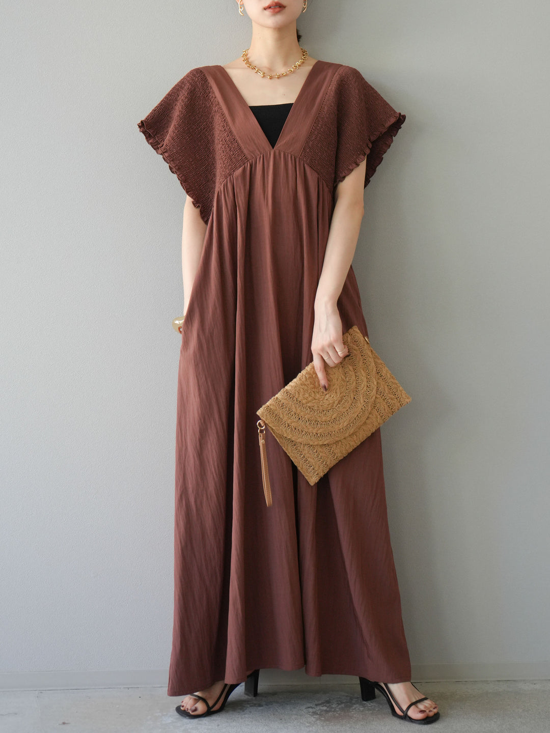 [SET] 褶皺V領連身裙 + 褶皺V領連身裙 (2件套)