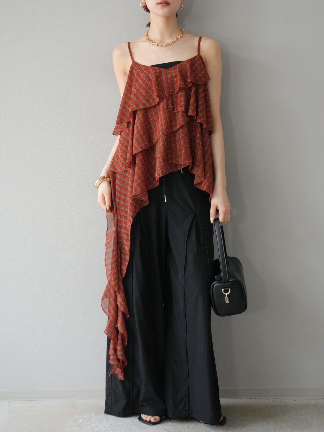 [予約]タックパイピングナイロンワイドパンツ/ブラック