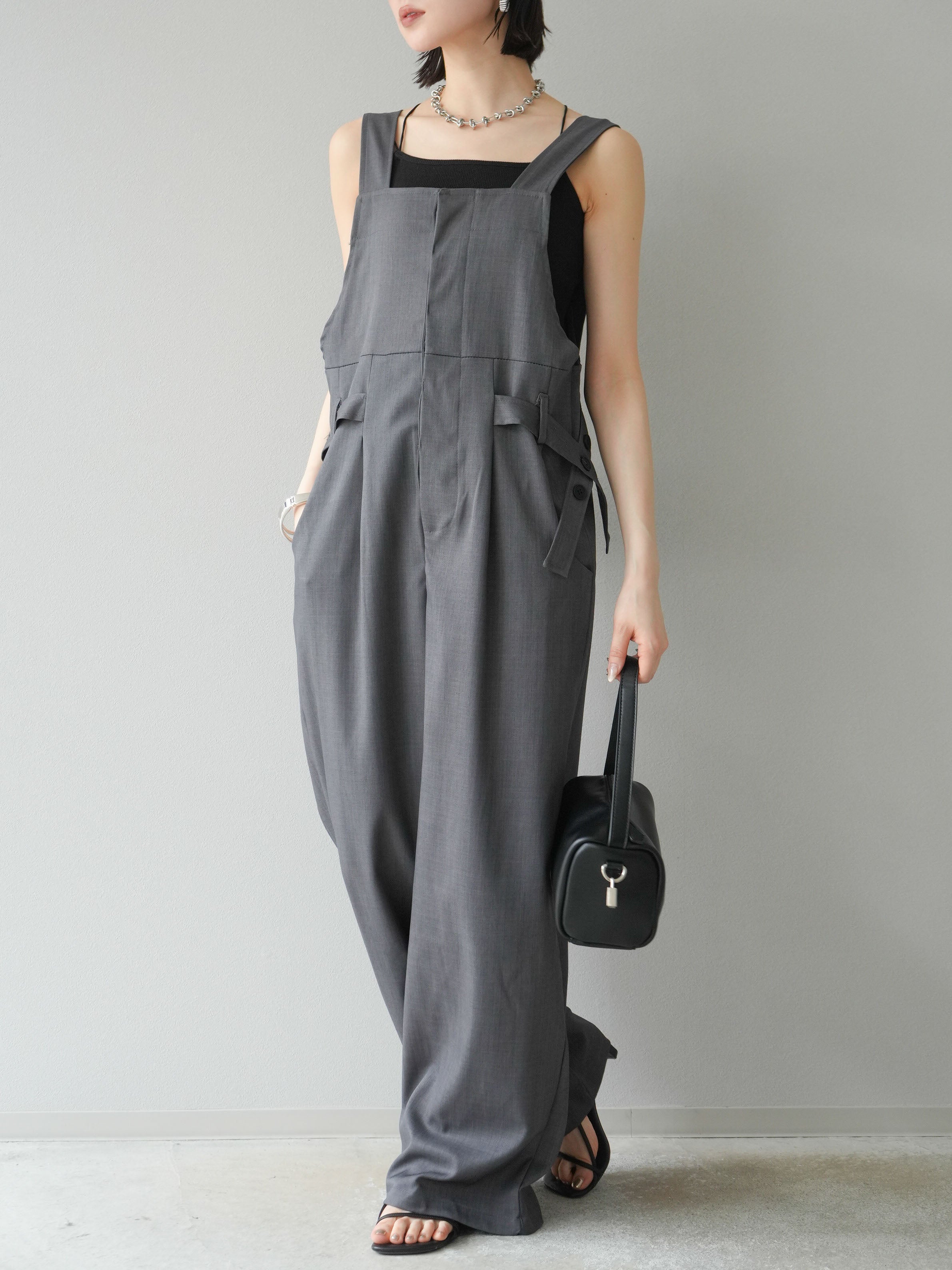 美品 かぐれ♡リネンサロペット2025summer♡チャコールグレー かぐれ（カグレ）の「リネンサロペット（サロペット