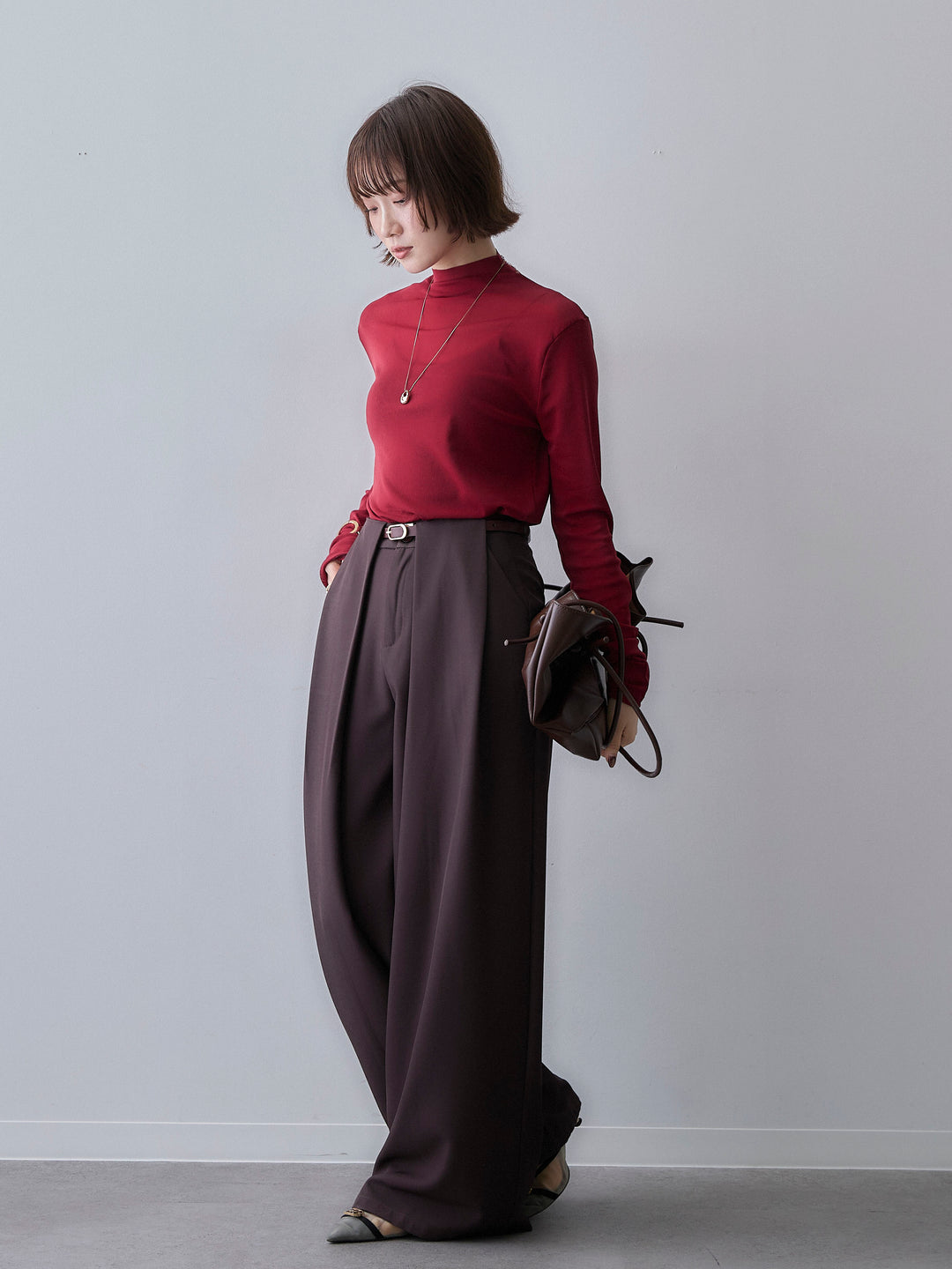 [SET]メッシュボトルネックトップス+ベルトループデザインワイドパンツ(2set)