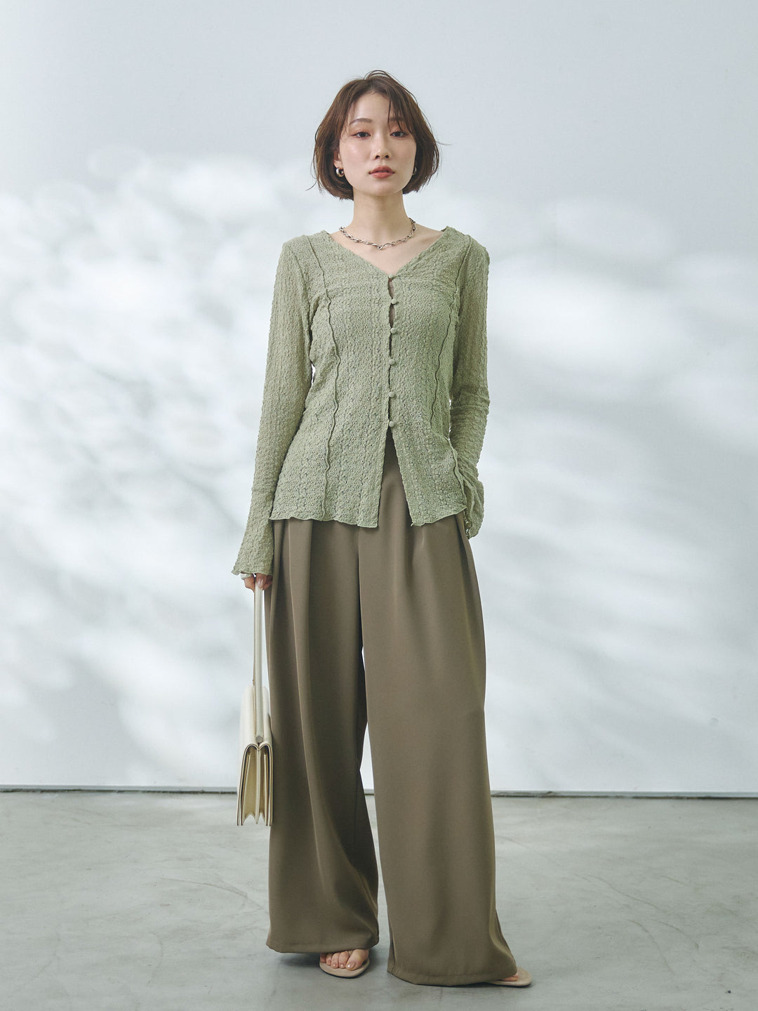 【Allure】[SET]ストレッチレースカーディガン+エステルツイルタックワイドパンツ(2set)