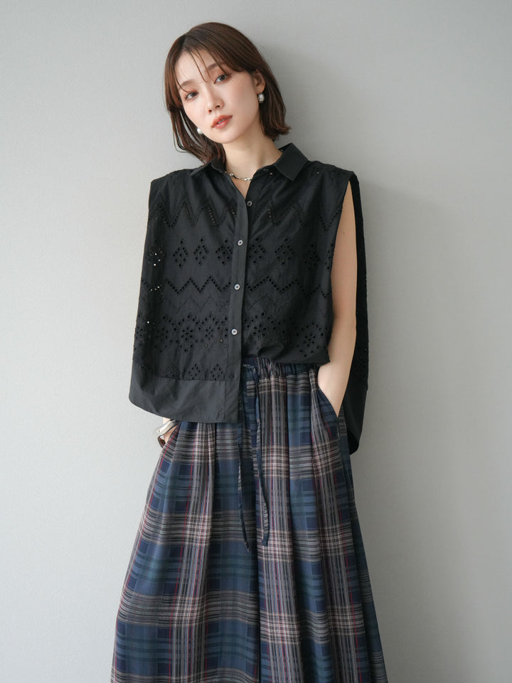 [予約]エンブロイダリーレースタックショルダーブラウス/ブラック