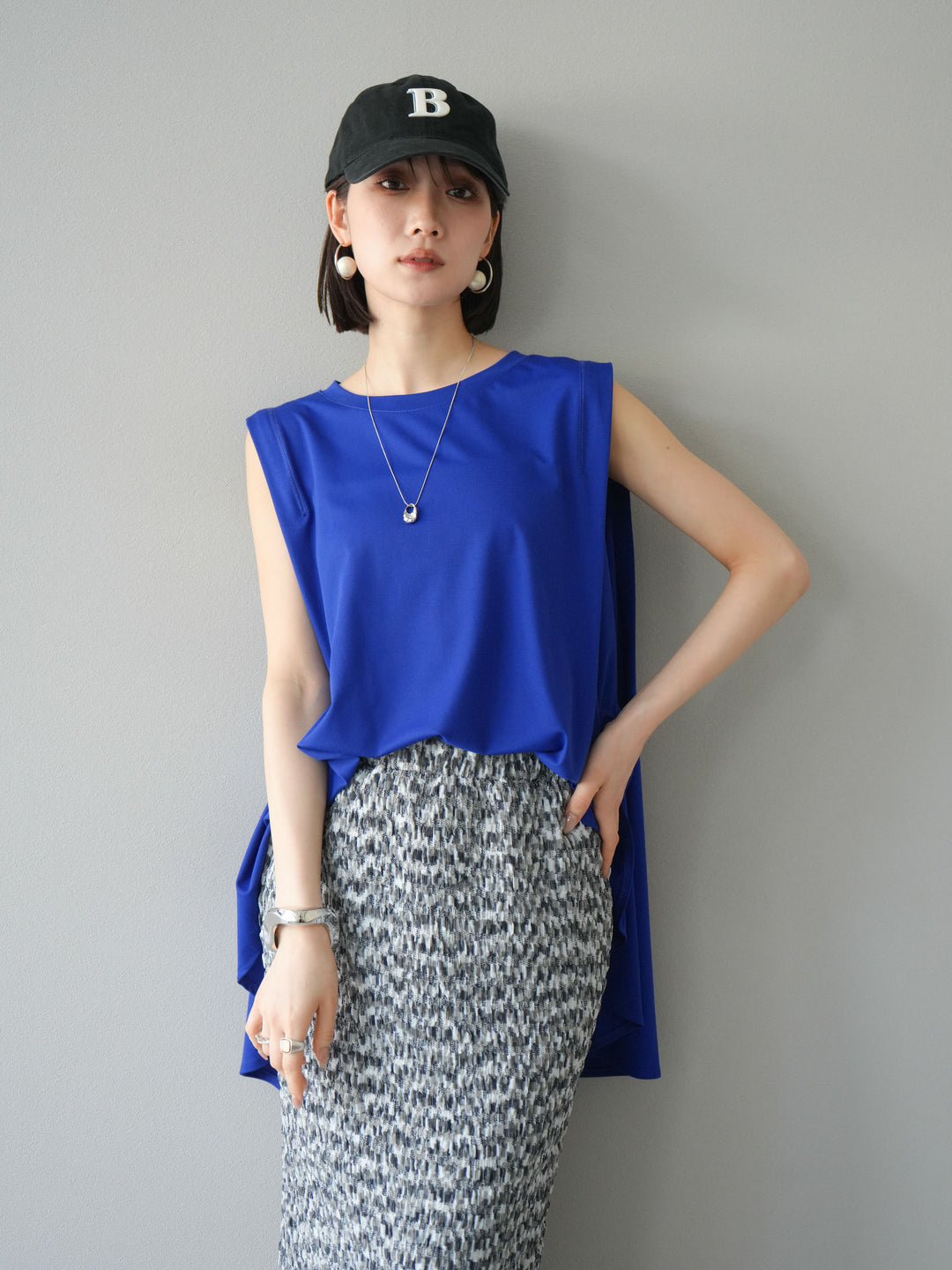 [預訂] Cool Touch Tuck Flare Cut Pullover/藍色