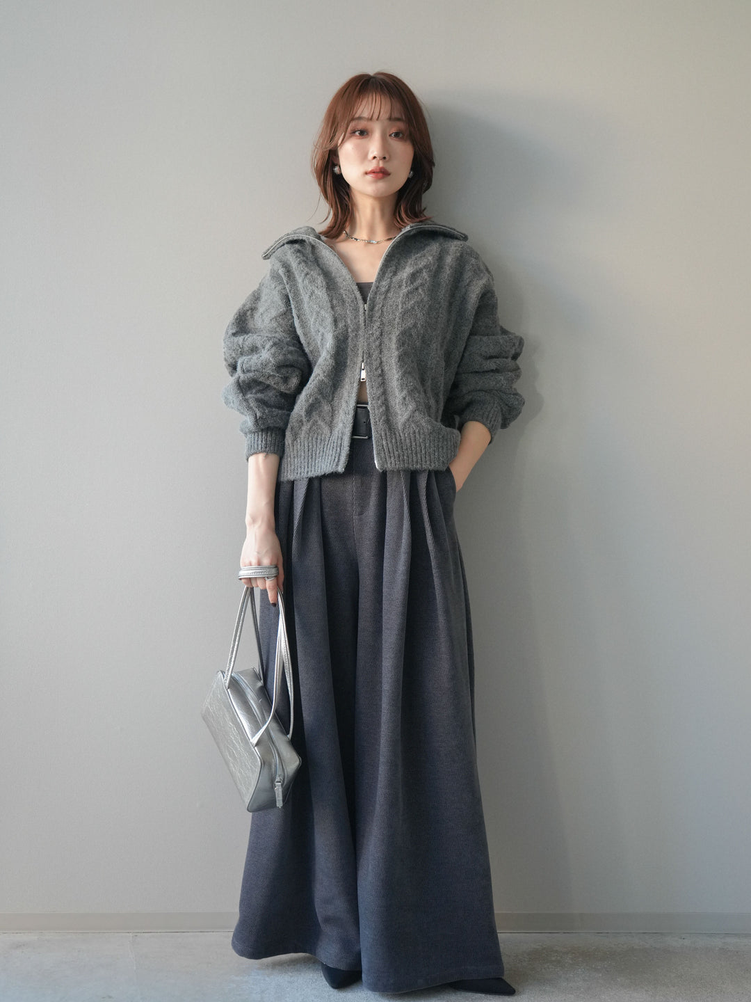 [SET]ケーブル編みハイネックZIPニットカーディガン+選べるアクセセット(2set)