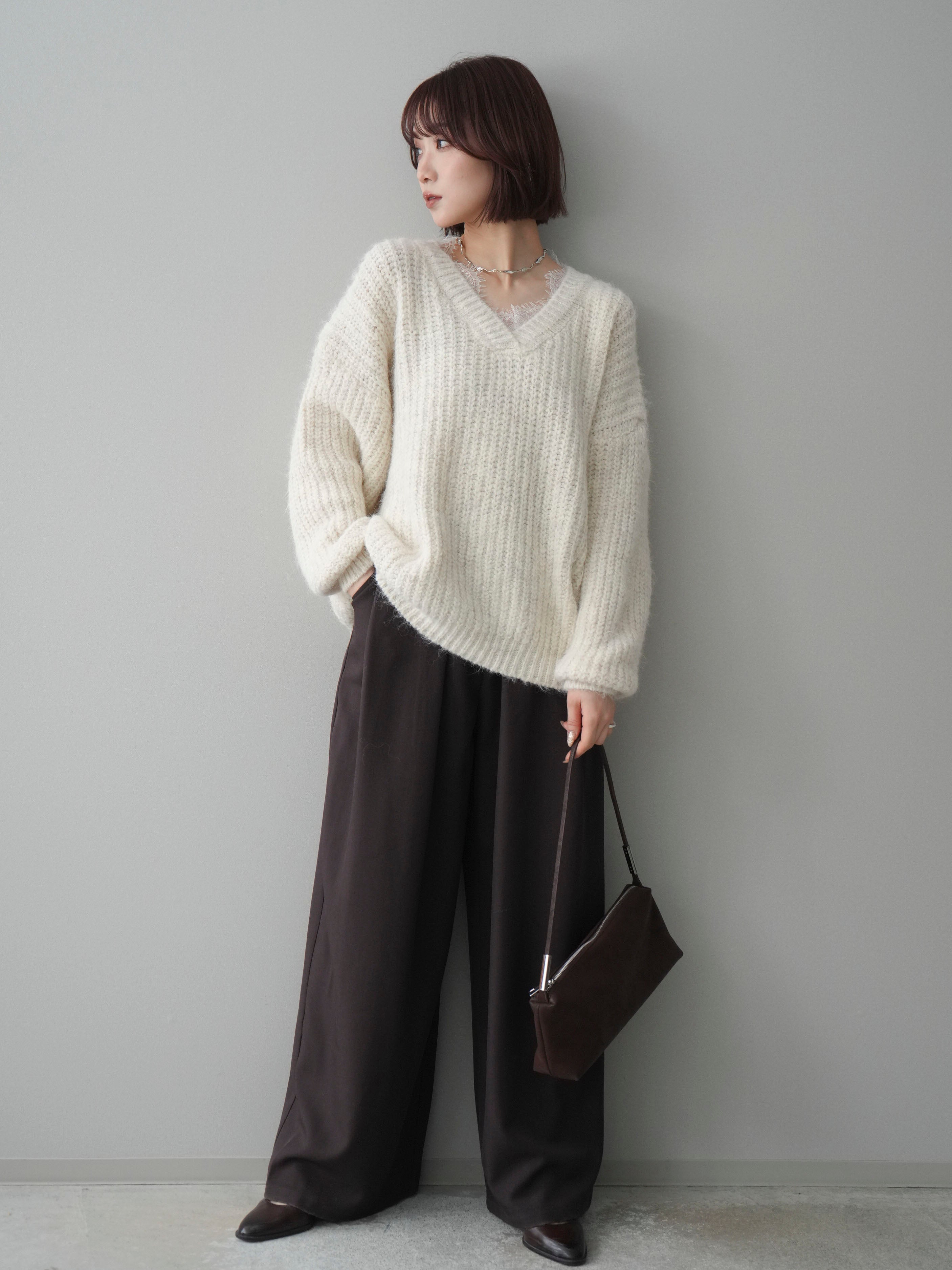 予約]Vネックレースニットプルオーバー/white – Lumier