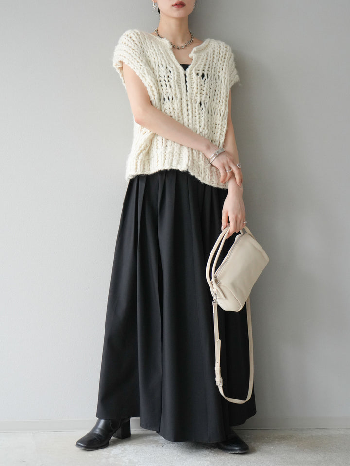 [予約]エステルプリーツスリットスカート/ブラック