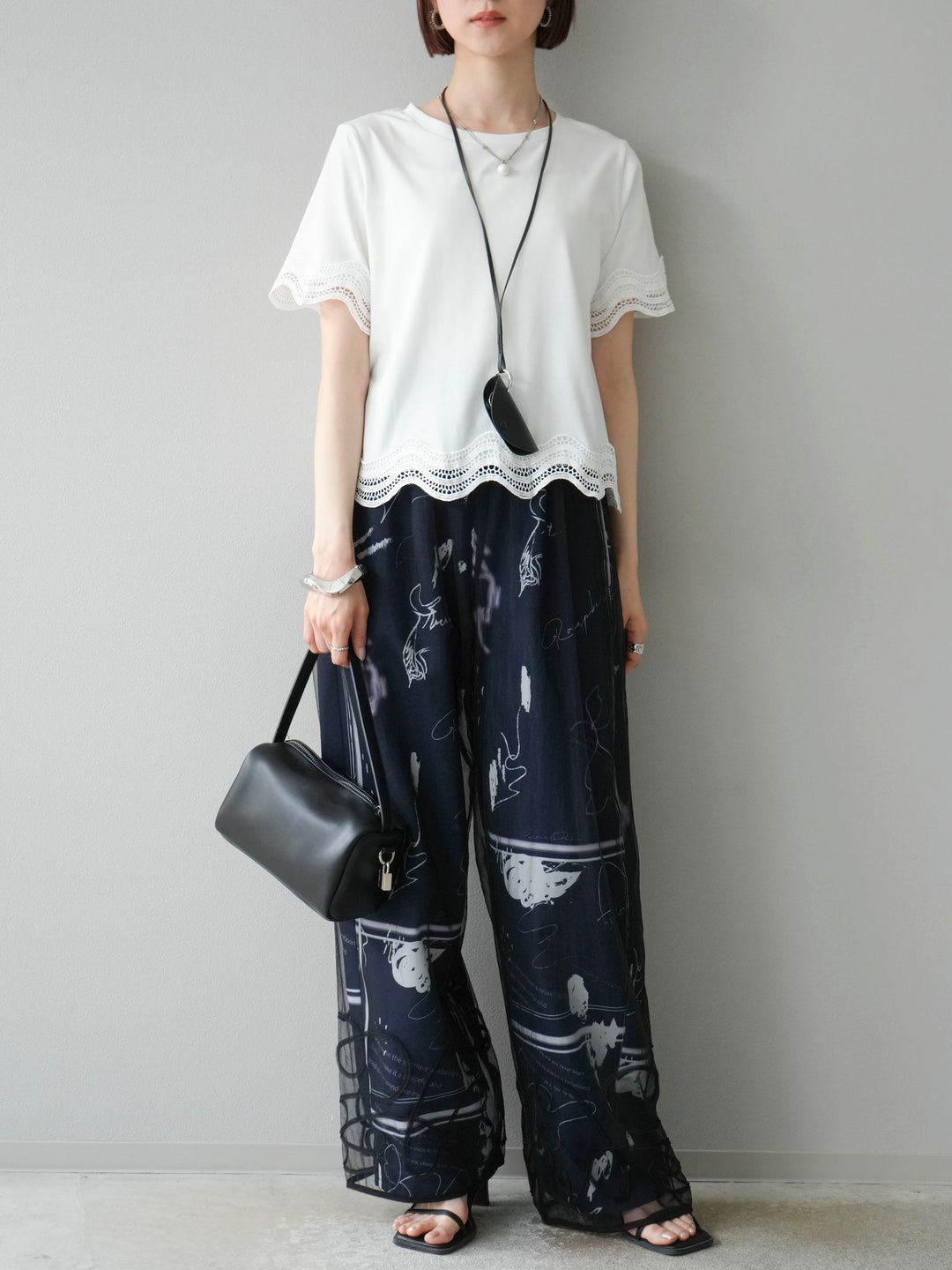 [SET]レース切替カットソー+コード刺繍チュールレイヤードパンツ(2set)