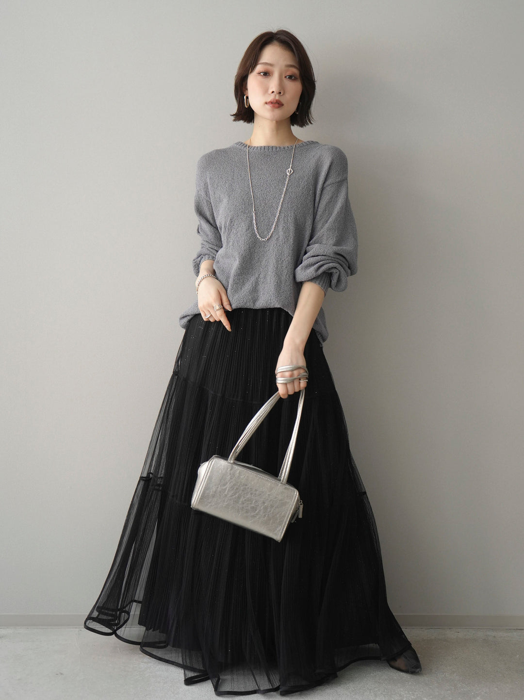 [SET]バックシアーフラワーレースニットプルオーバー+ラメプリーツレイヤードチュールロングスカート(2set)