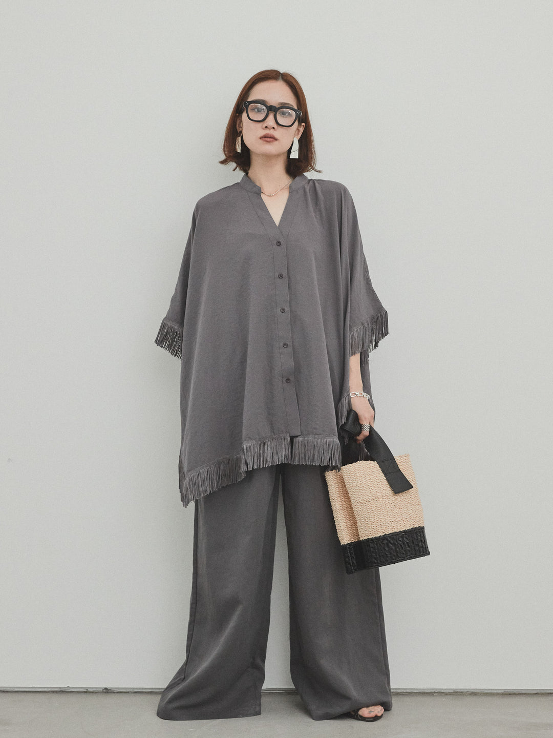 [予約]スクエアフリンジポンチョブラウス/チャコール
