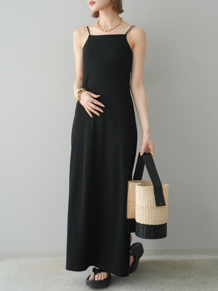 【預購】羅紋罩杯吊帶洋裝/黑色