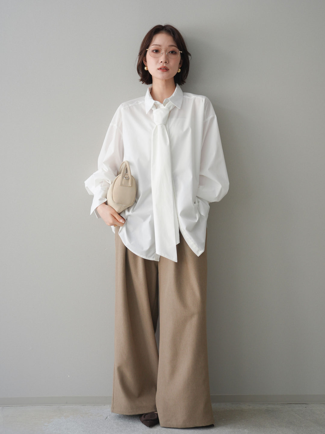 [予約]サテンベルトタックワイドパンツ/beige